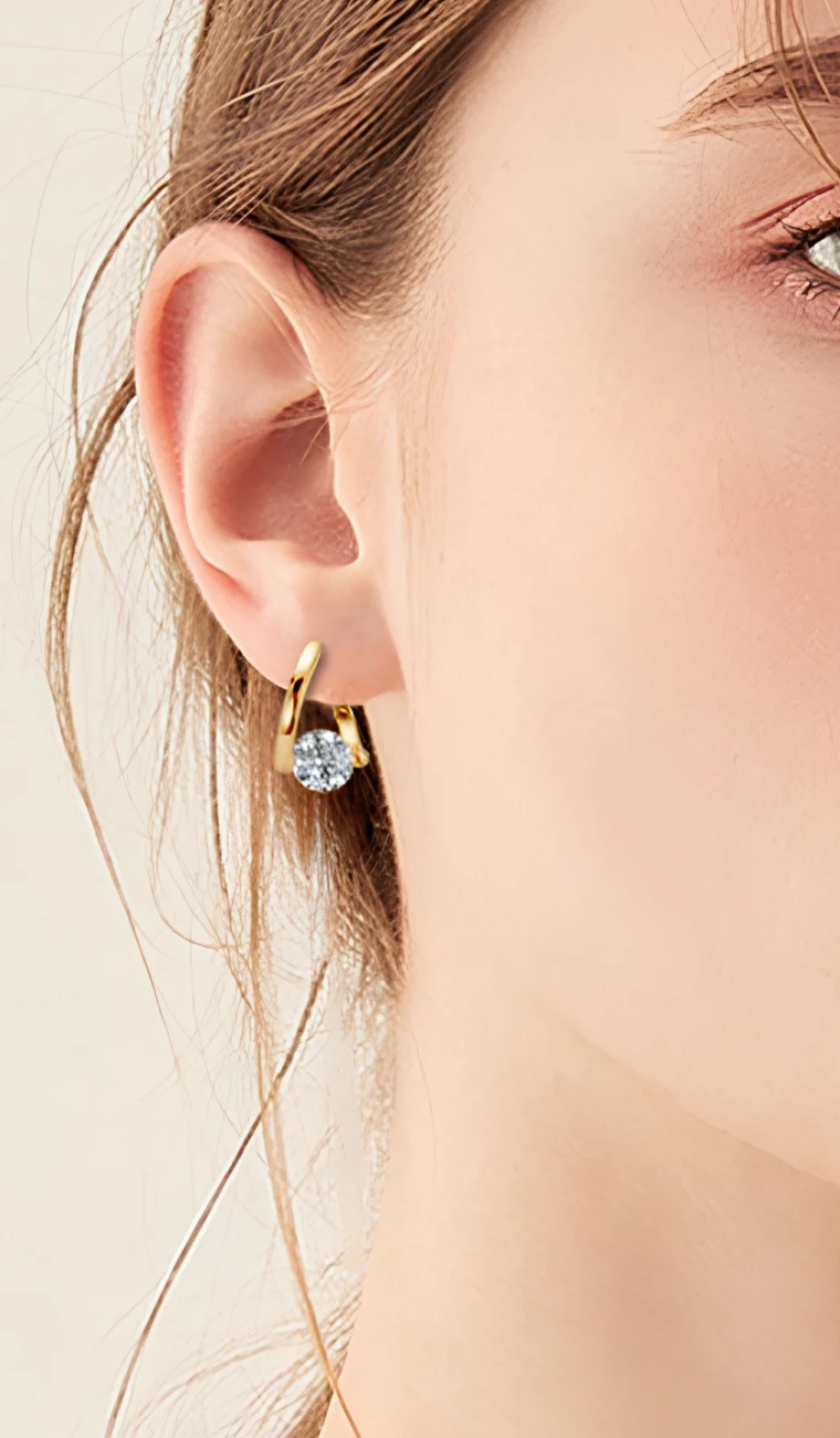 Mireli Auric Wave Moissanite Earrings – Asymmetric Sterling Silver Design