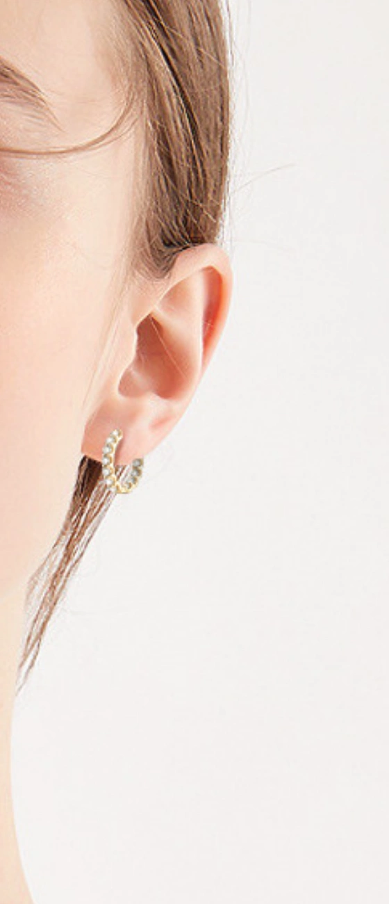 Moissanite hoop earrings for women in S925 sterling silver, designer style gift for UK, US, Canada, Australia, Germany, France, Japan, Korea, New Zealand